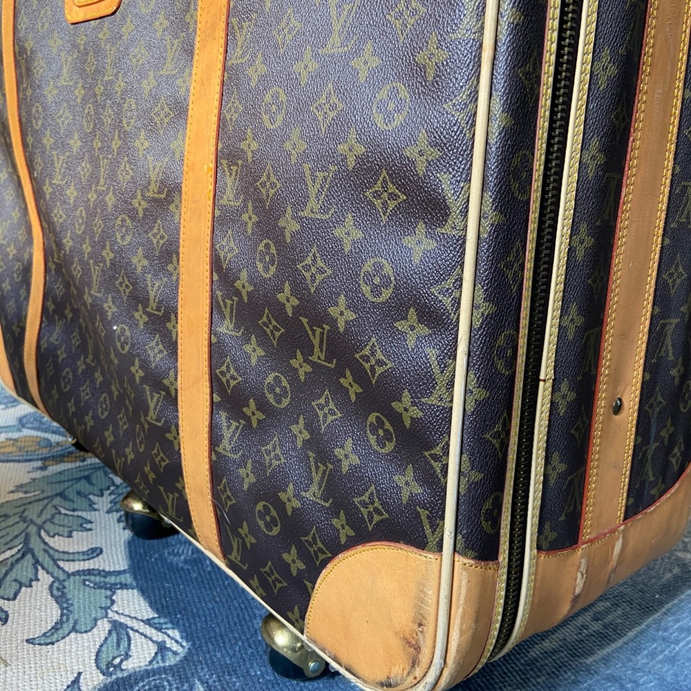 Vintage Louis Vuitton luggage set - Picture 9 of 13
